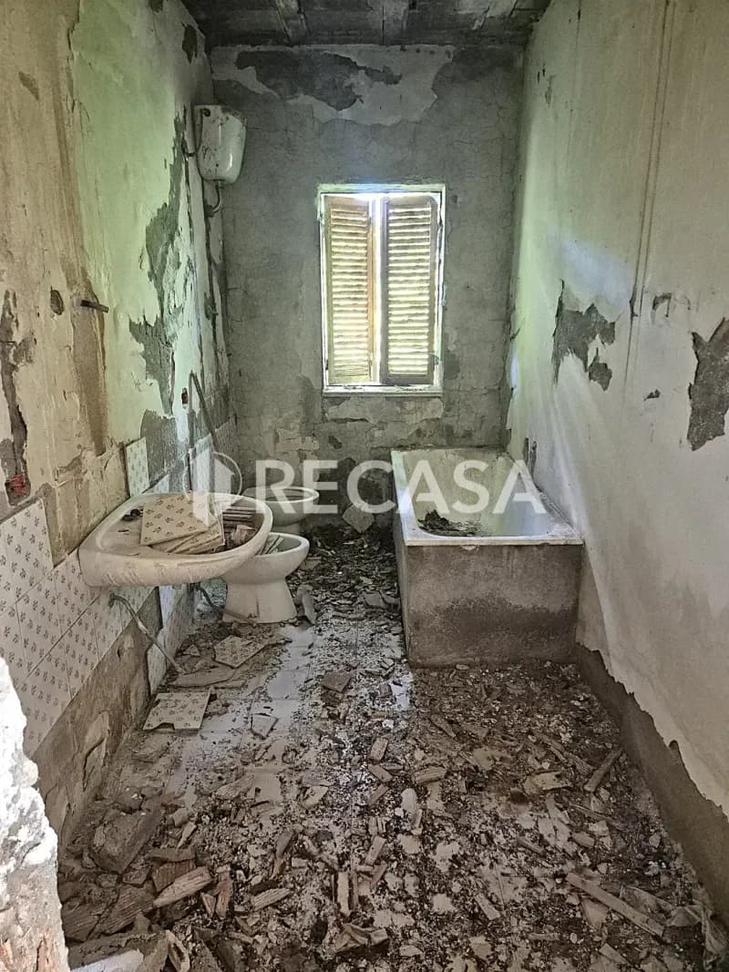 Vendita rudere con terreno San Potito Ultra