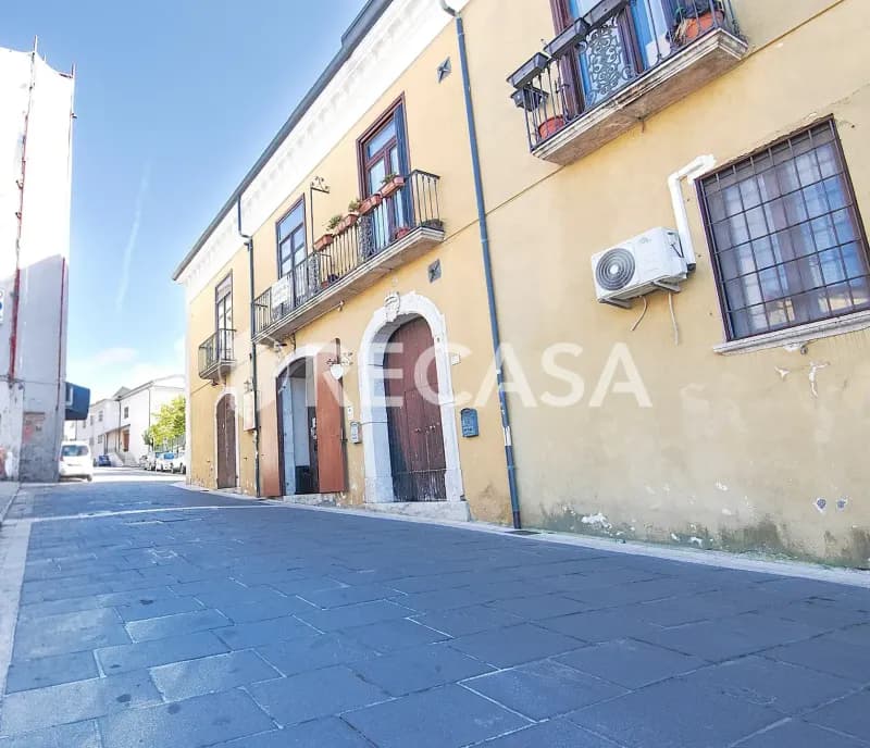 Appartamento ristrutturato in zona centrale Manocalzati