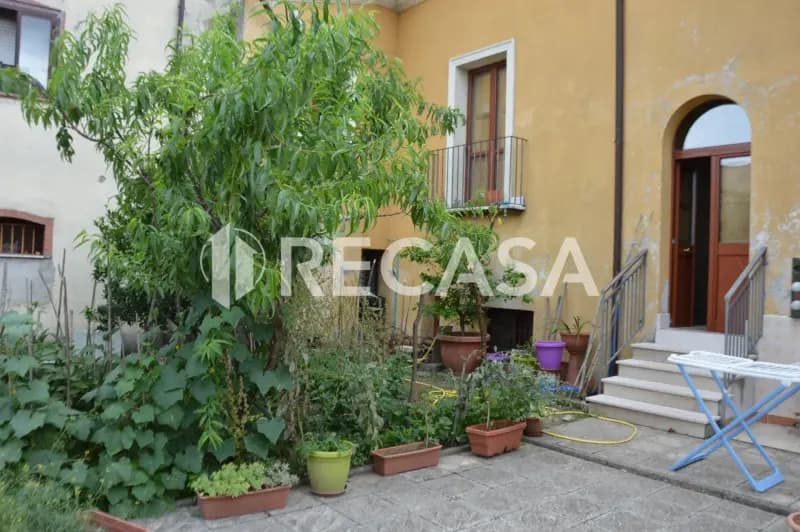Vendita appartamento con giardino Manocalzati