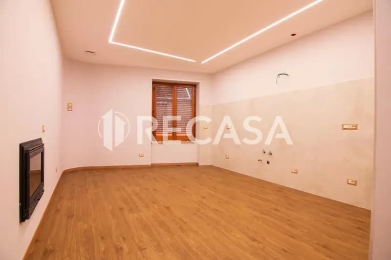Appartamento ristrutturato con corte 