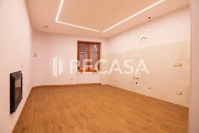 Appartamento ristrutturato con corte 