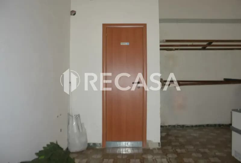 Locale commerciale in affitto