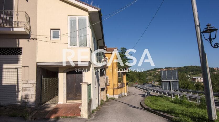 Vendita semindipendente ristrutturata Parolise - Foto 3