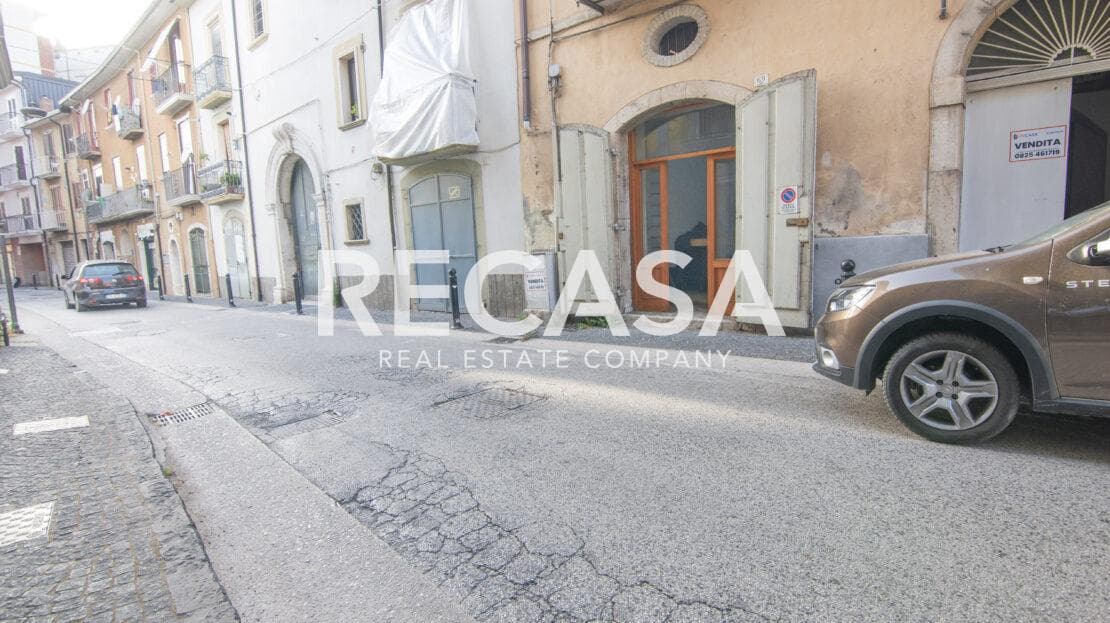 Vendita ampio deposito Atripalda - Foto 10