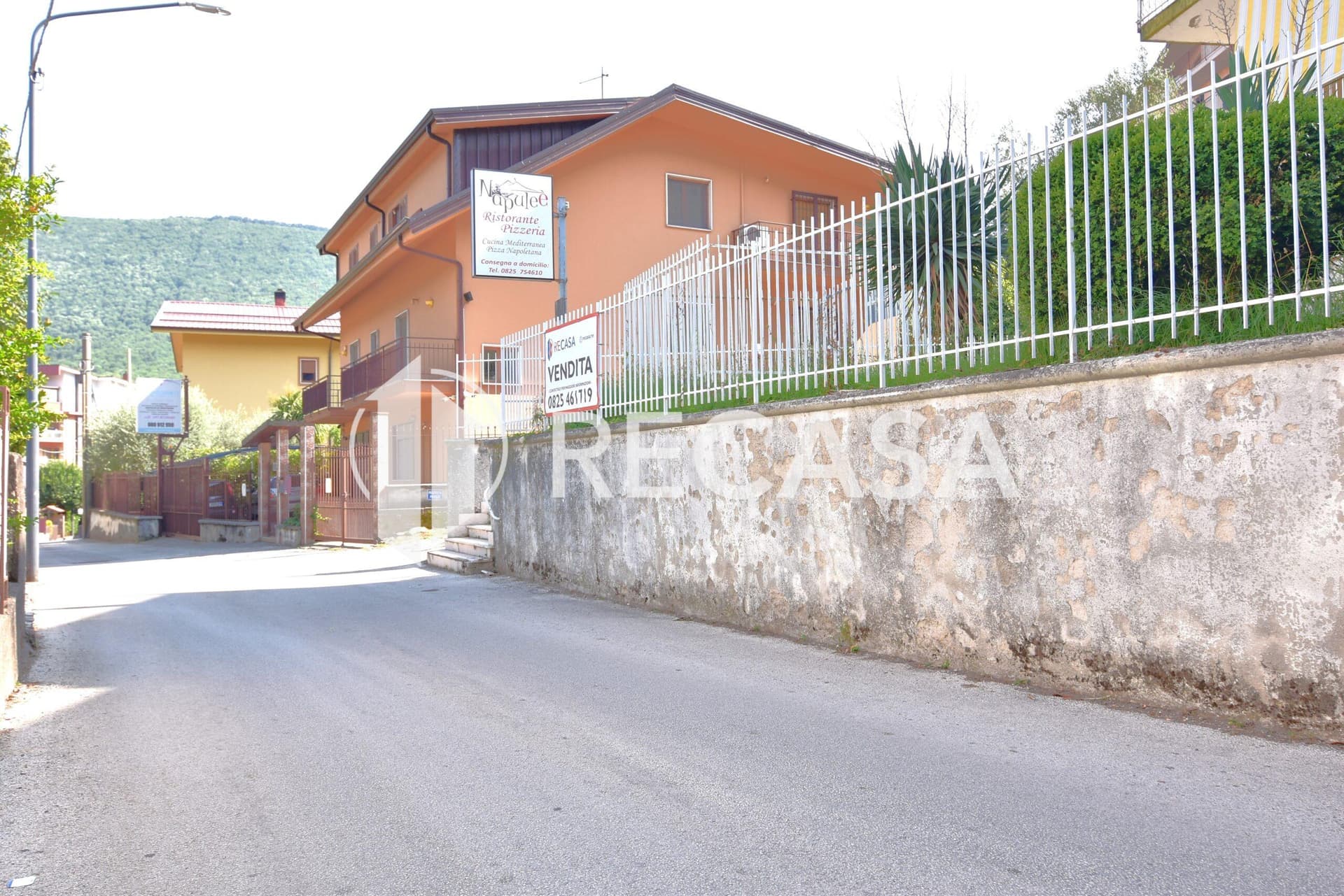 Vendita locale con canna fumaria ed attrezzatura Monteforte Irpino - Foto 4